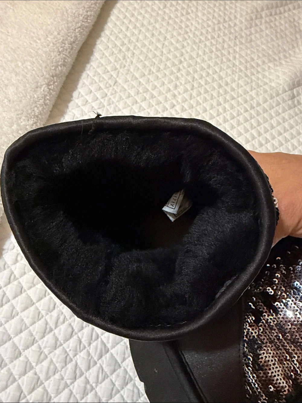 UGG stylish black